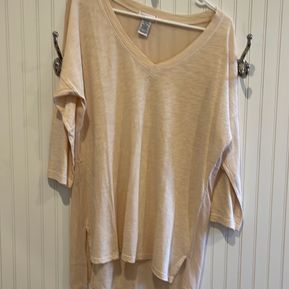 NWOT XCVI Wearables Darling Tunic Top!